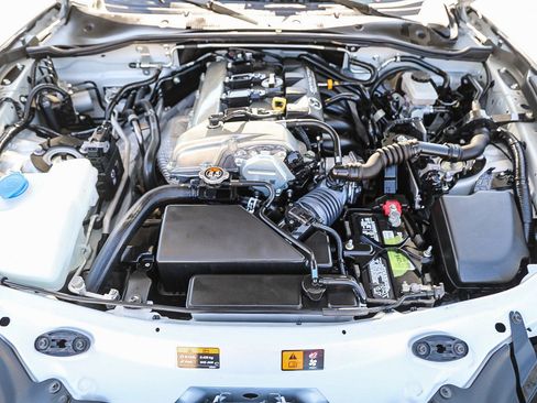 Used 2016 MAZDA MX-5 Miata Grand Touring RWD image 26