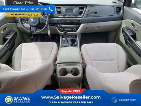 Used 2016 Kia Sedona LX w/ LX Convenience Package FWD image 11