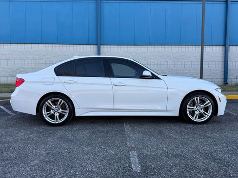 Used 2017 BMW 330i Sedan image 4