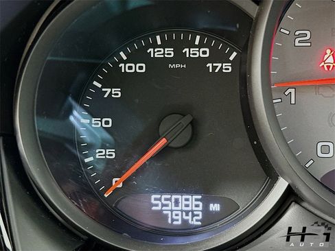 Used 2021 Porsche Macan S image 11