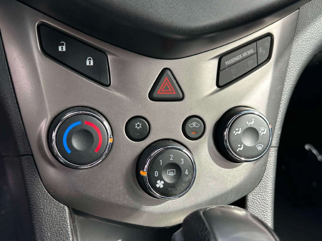Used 2013 Chevrolet Sonic LT FWD image 22