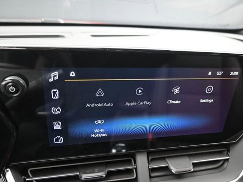 New 2026 Chevrolet Trax RS w/ Driver Confidence Package image 15