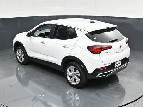 Used 2025 Buick Encore GX Preferred AWD/4WD image 53