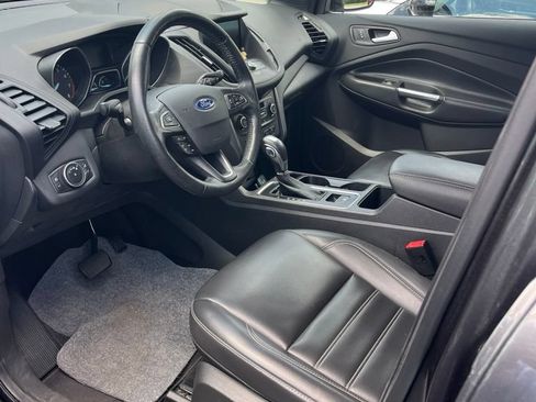 Used 2019 Ford Escape SEL FWD image 5