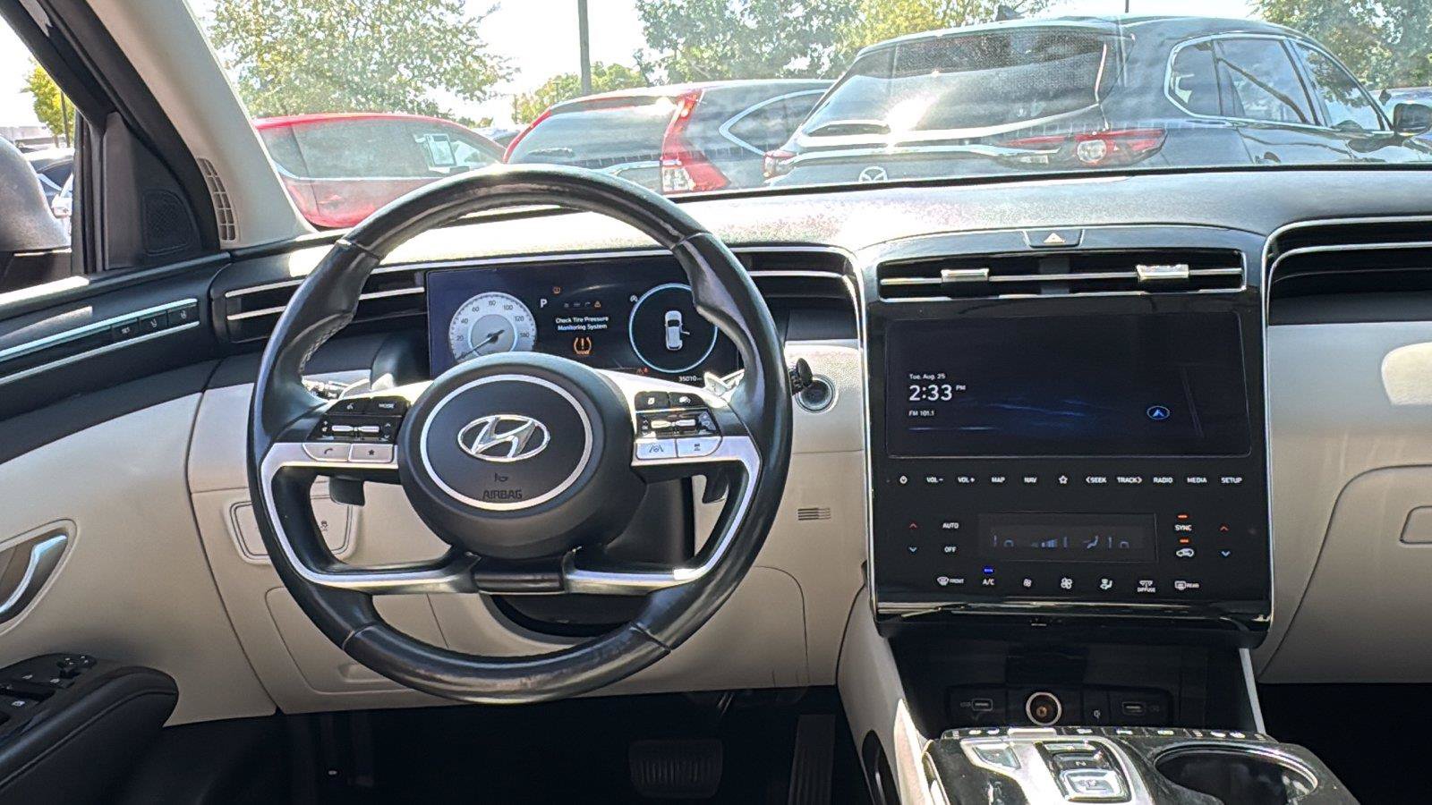 Used 2023 Hyundai Tucson Limited AWD/4WD image 7