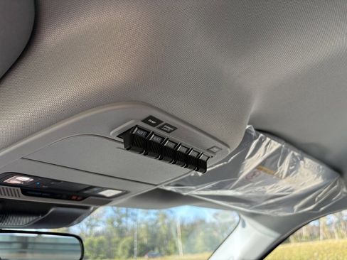 New 2025 Ford F550 4x4 Regular Cab Super Duty image 21