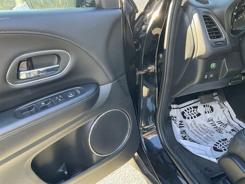 Used 2016 Honda HR-V EX-L image 15