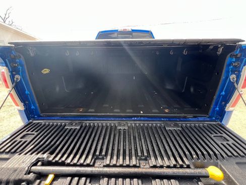 Used 2011 Ford F150 XLT w/ XLT Convenience Pkg AWD/4WD image 9