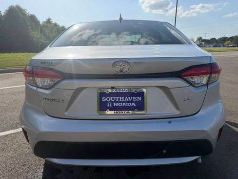Used 2021 Toyota Corolla LE FWD image 5