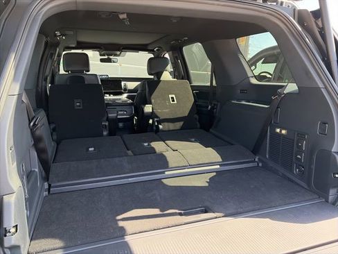 Used 2025 Ford Expedition Platinum w/ Stealth Performance Package image 7