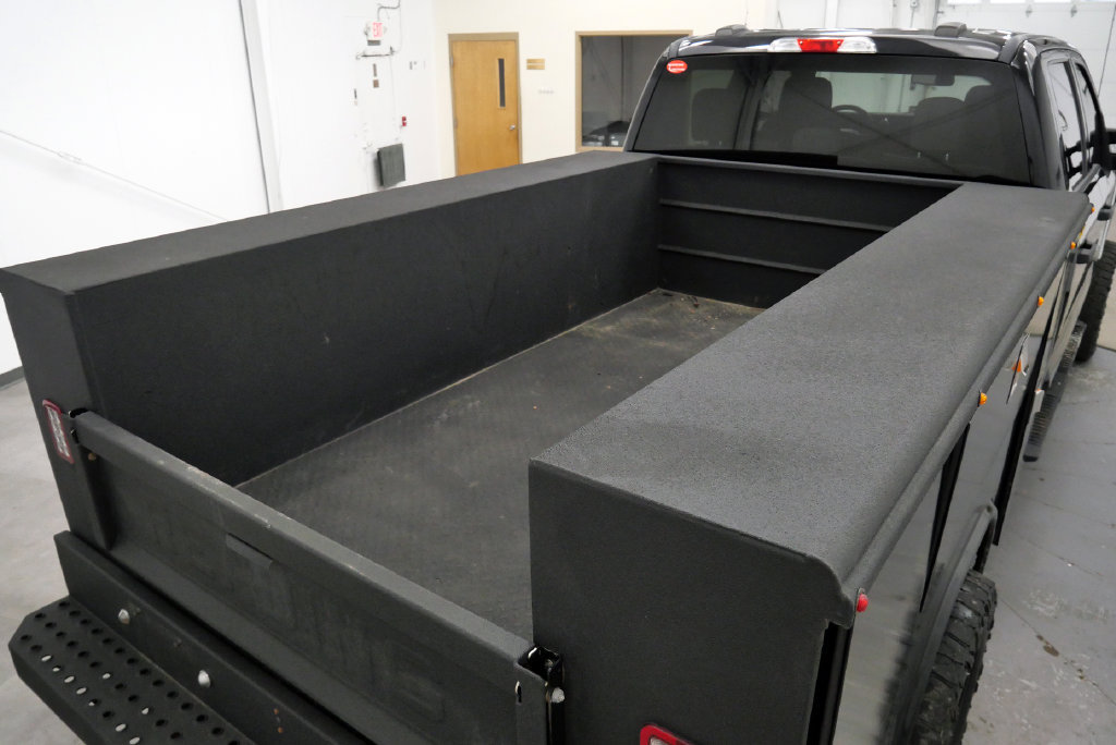 Used 2023 Ford F350 XLT w/ Snow Plow Prep Package AWD/4WD image 39