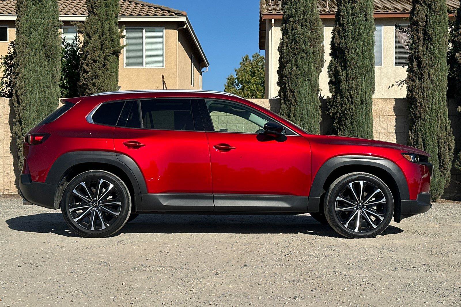 Used 2025 MAZDA CX-50 AWD 2.5 S w/ Cargo Package image 2