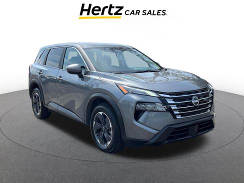 Used 2025 Nissan Rogue SV image 1