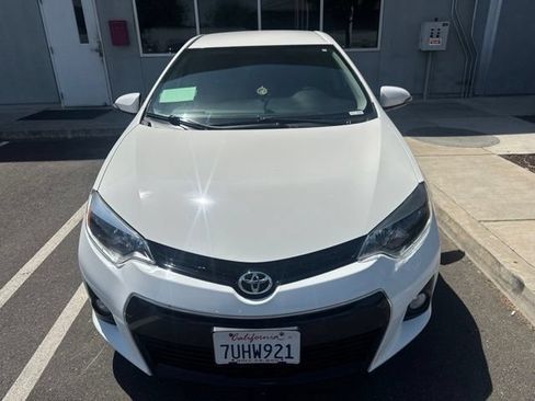 Used 2016 Toyota Corolla S FWD image 2