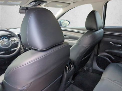 Certified 2024 Hyundai Tucson SEL w/ Convenience Package FWD image 17
