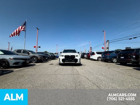Used 2024 BMW X5 M60i AWD/4WD image 46