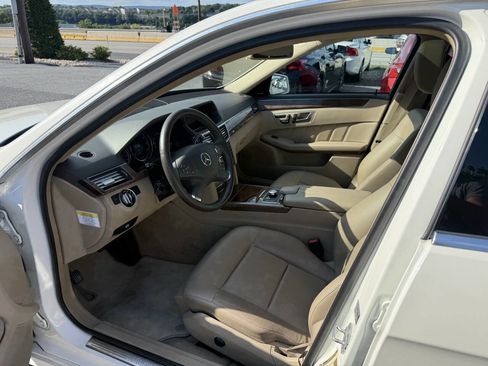 Used 2013 Mercedes-Benz E 350 BlueTEC Sedan image 10