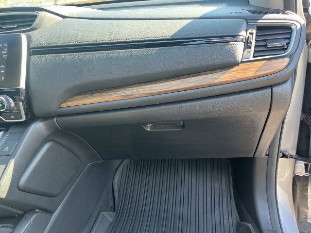 Used 2017 Honda CR-V Touring image 29