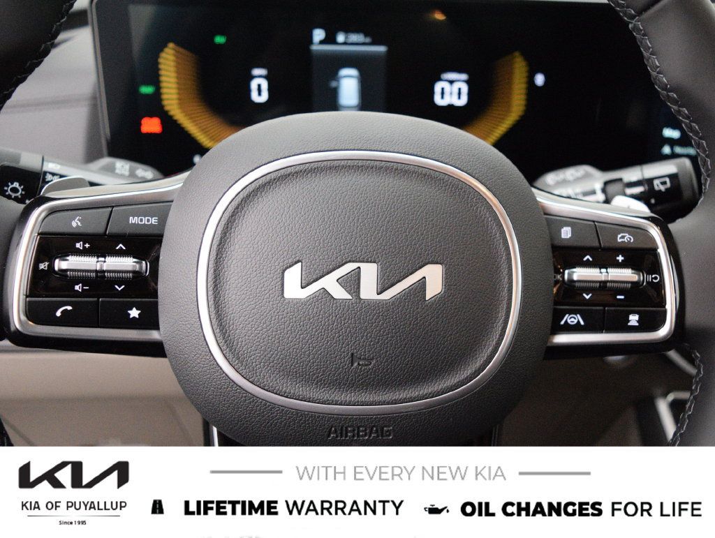 New 2026 Kia Carnival EX FWD image 26