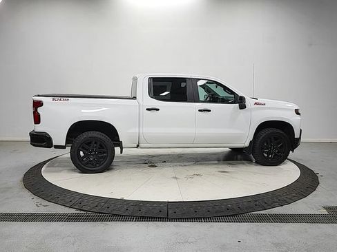 Used 2021 Chevrolet Silverado 1500 LT Trail Boss w/ Bed Protection Package AWD/4WD image 8