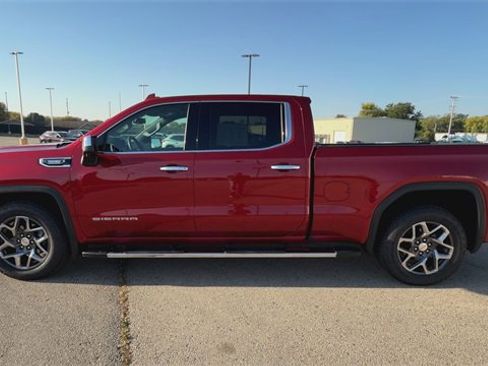Used 2024 GMC Sierra 1500 SLT w/ SLT Premium Plus Package image 38