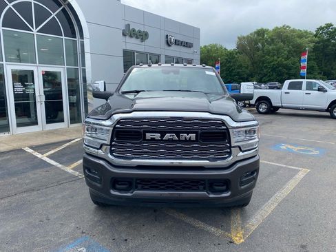 Used 2024 RAM 2500 Limited image 8