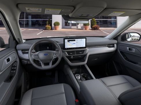 New 2026 Ford Explorer Active w/ Active Comfort Package AWD/4WD image 9