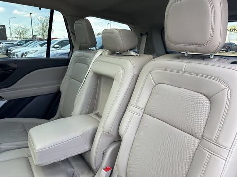 Used 2023 Lincoln Aviator Reserve w/ Equipment Group 201A AWD/4WD image 28