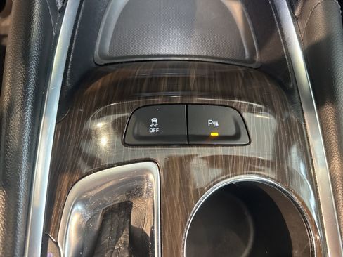 Used 2024 Chevrolet Malibu LT image 28