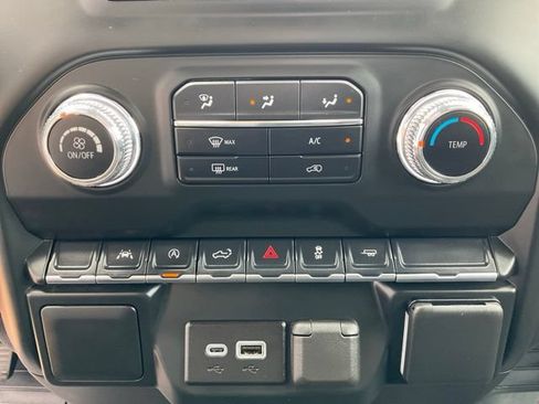 Used 2025 GMC Sierra 1500 Pro w/ Pro Value Package RWD image 19