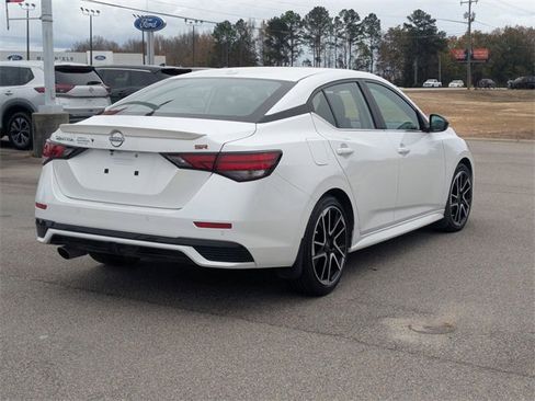 Used 2024 Nissan Sentra SR image 3