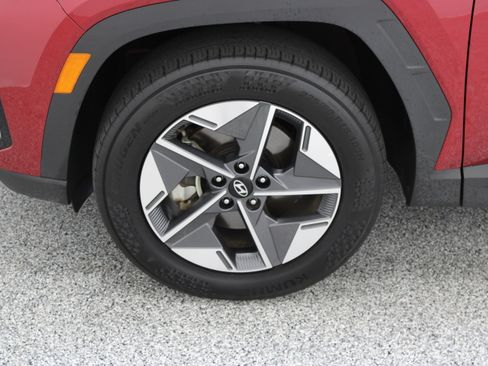 Used 2025 Hyundai Tucson SEL AWD/4WD image 11