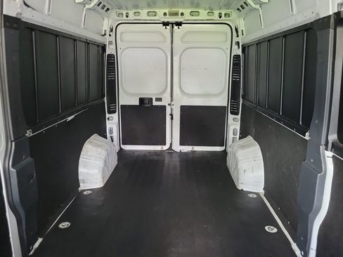 Used 2023 RAM ProMaster 2500 FWD image 22