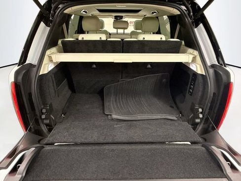 Used 2023 Land Rover Range Rover Long Wheelbase SE AWD/4WD image 27