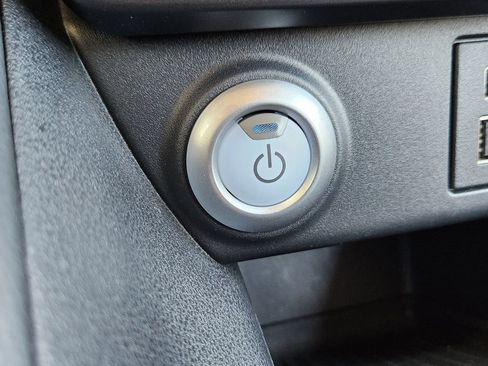 Used 2025 Nissan Leaf S FWD image 12