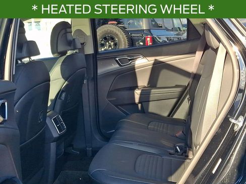 Used 2023 Kia Sportage SX image 10