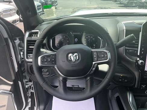 New 2026 RAM 3500 Laramie AWD/4WD image 34