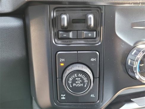 New 2025 Ford F250 Platinum w/ Tremor Off-Road Package image 10