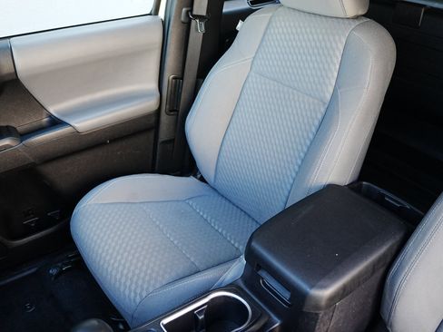 Used 2021 Toyota Tacoma SR image 11