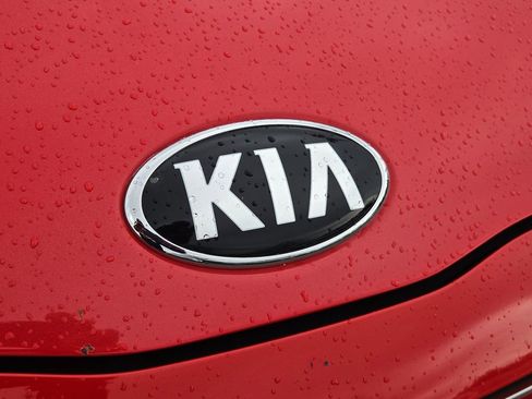 Used 2020 Kia Soul S image 24
