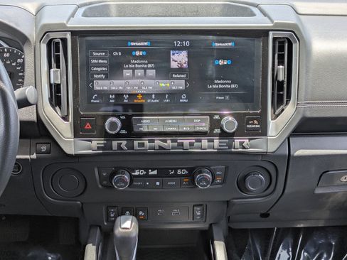 Certified 2025 Nissan Frontier SV w/ SV Convenience Package RWD image 19