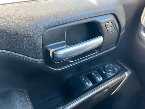 Used 2022 Chevrolet Silverado 3500 LT w/ Convenience Package image 32