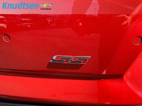 Used 2023 Chevrolet Camaro SS RWD image 17