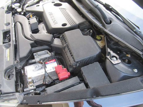 Used 2017 Nissan Altima 2.5 SR w/ Midnight Edition Package image 14