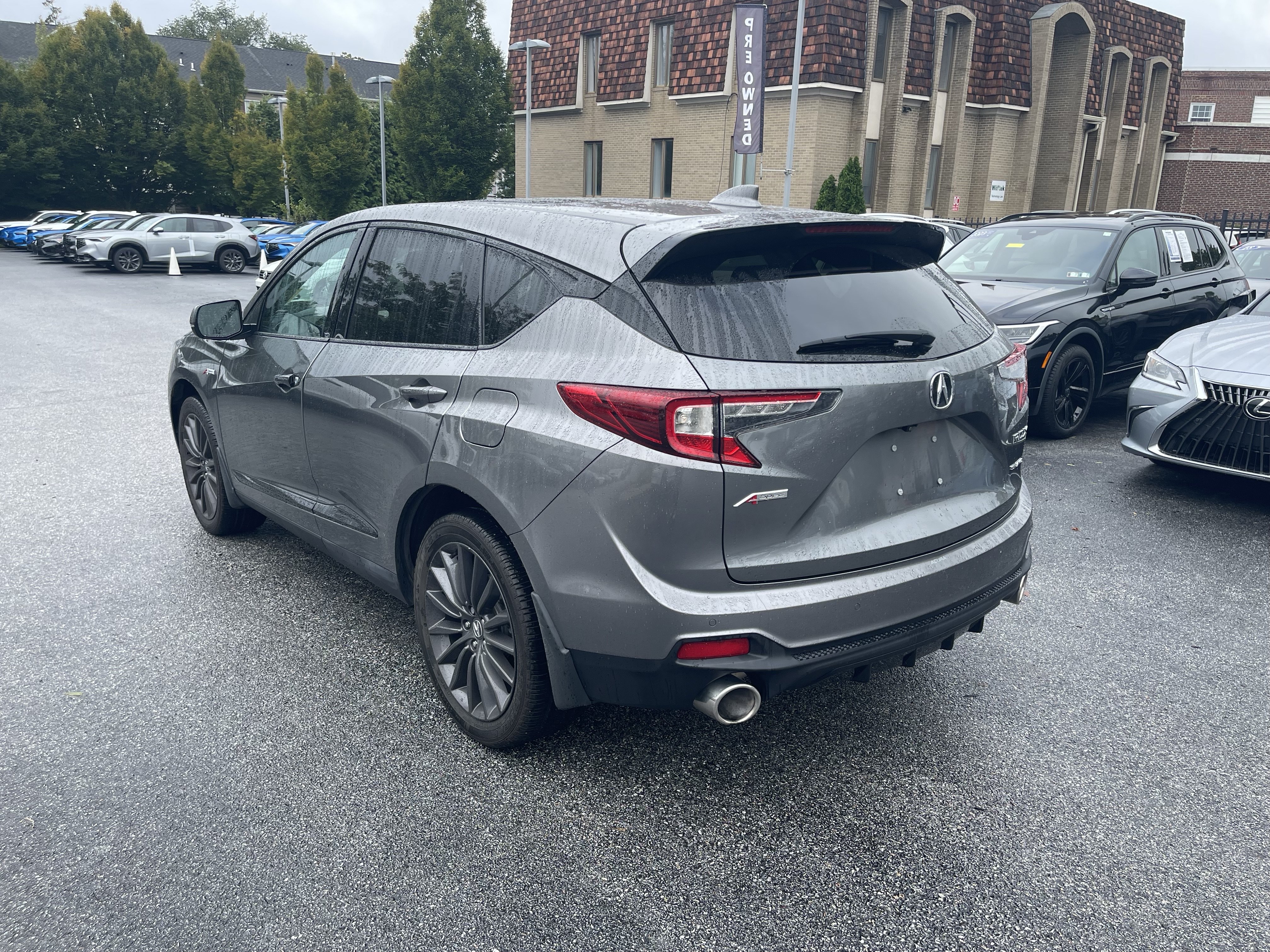 Used 2024 Acura RDX w/ Advance Package AWD/4WD image 5