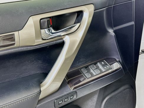 Used 2020 Lexus GX 460 Premium image 15