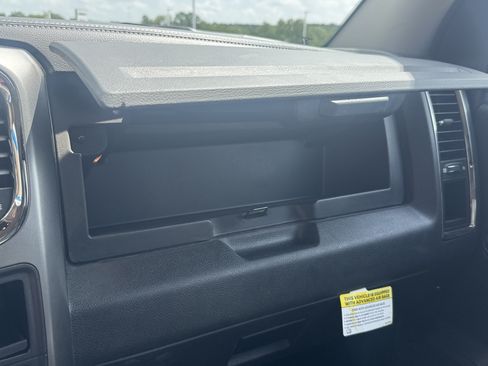 Used 2018 RAM 2500 Laramie w/ Sport Appearance Group AWD/4WD image 37