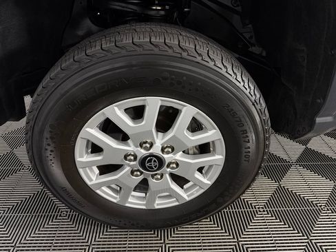 Used 2024 Toyota Tacoma SR5 RWD image 11