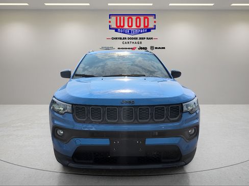 Used 2025 Jeep Compass Latitude w/ Altitude Special Edition AWD/4WD image 8