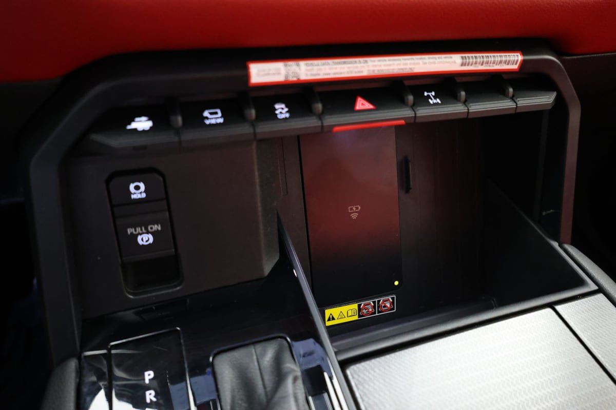 Used 2025 Toyota Sequoia TRD Pro AWD/4WD image 30